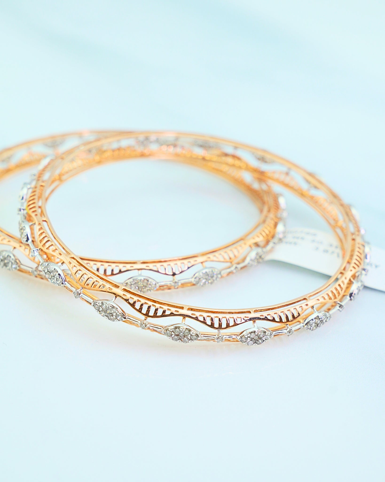 BANGLES (3.87)