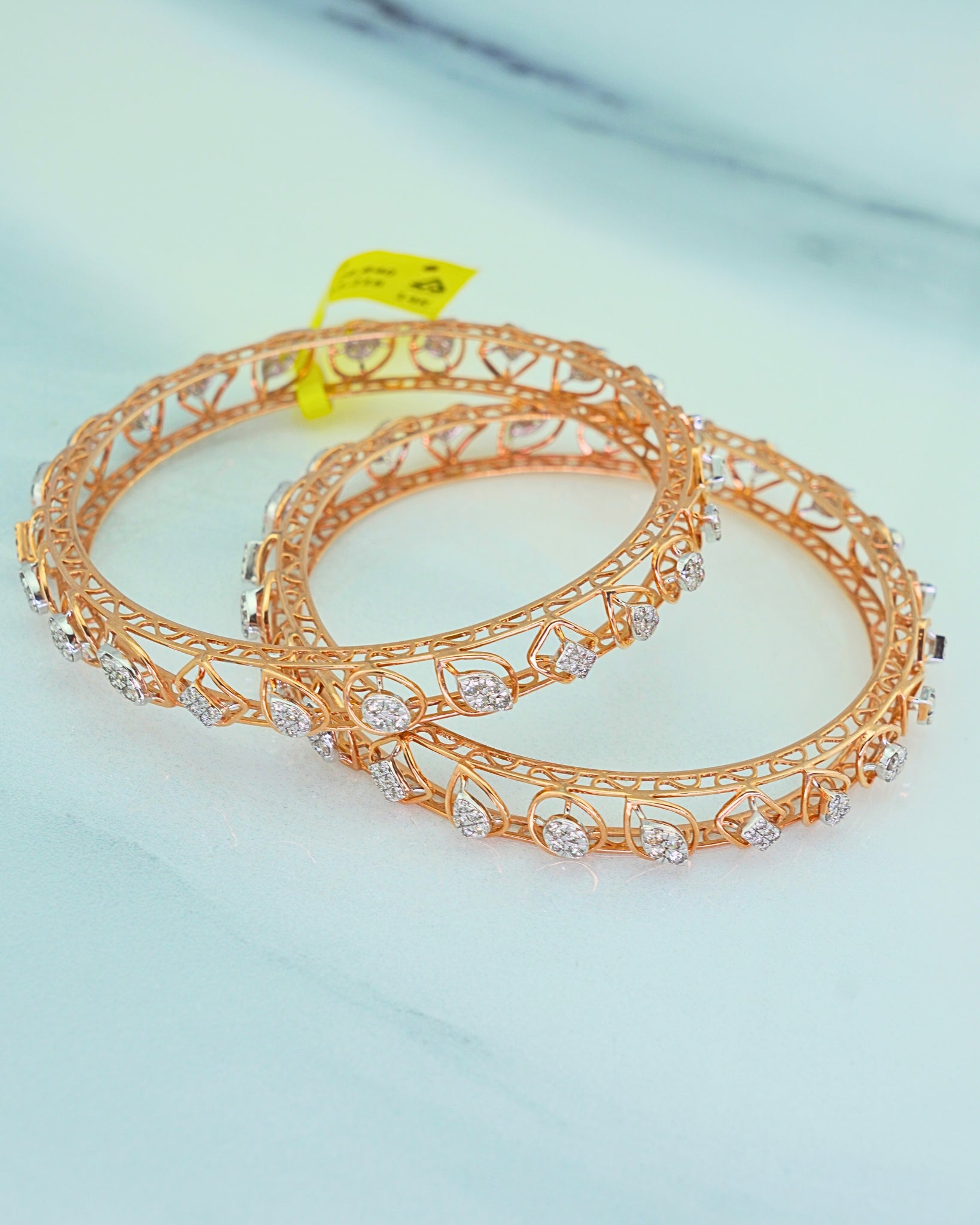 BANGLES (8.12)