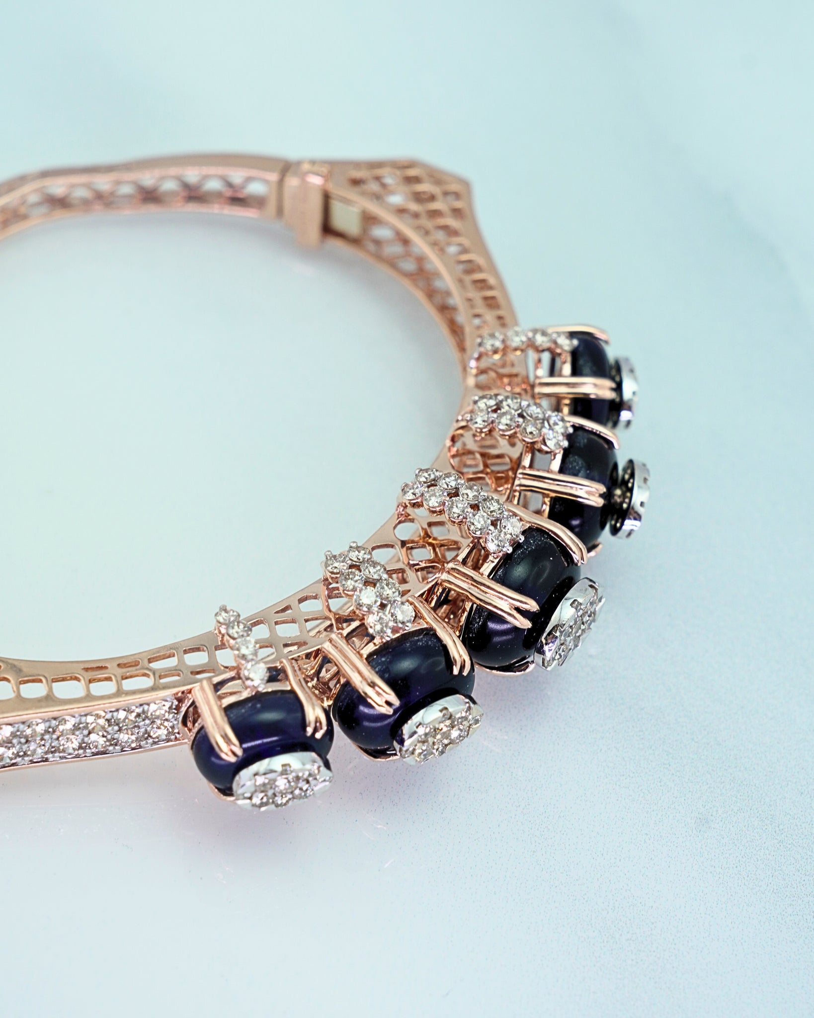 BRACELET (4.16)